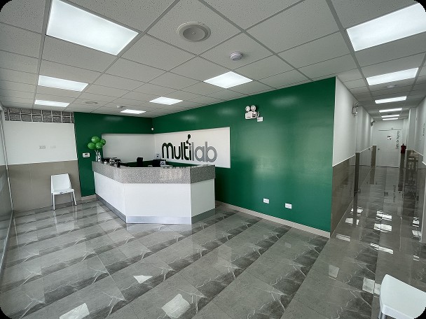 Recepción de una sede de Multilab